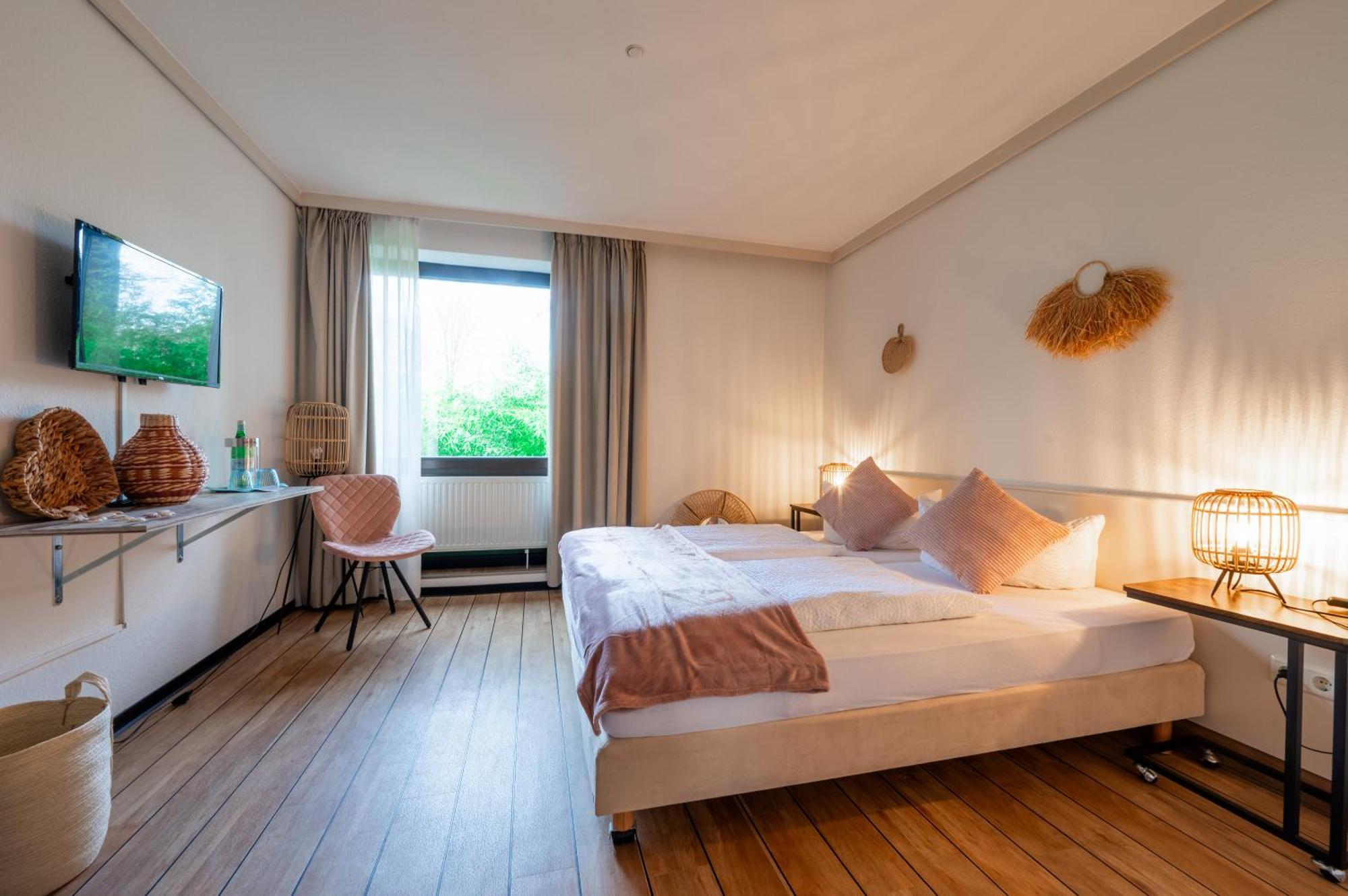 Hotel Waldkur レーア エクステリア 写真