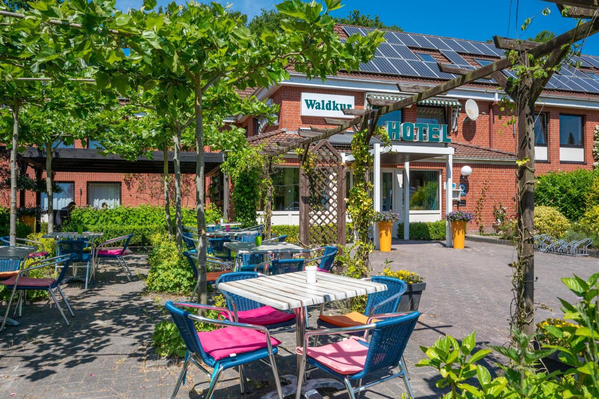 Hotel Waldkur レーア エクステリア 写真